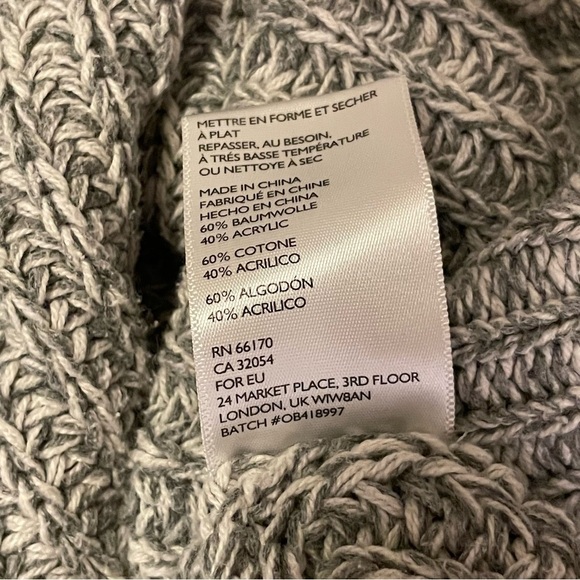 Cozy Gray Heather Oversized Sweater Size L - Picture 11 of 12